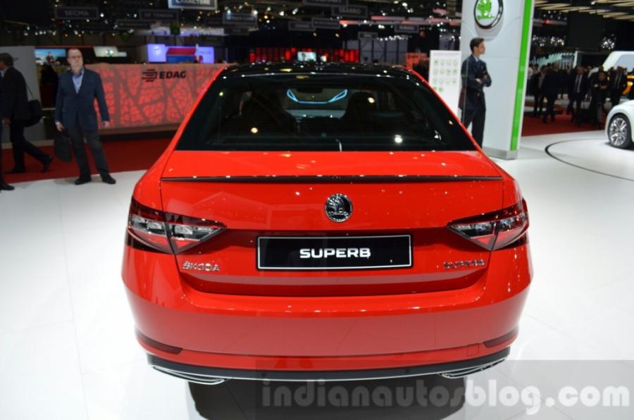 2016-Skoda-Superb-SportLine-rear-at-2016-Geneva-Motor-Show-1024x678.jpg
