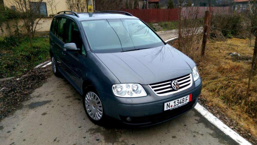 84937498_7_1000x700_vw-touran-2005-16-benzina-fsi-6-trepte-116cp-euro-4-impecabil-.jpg