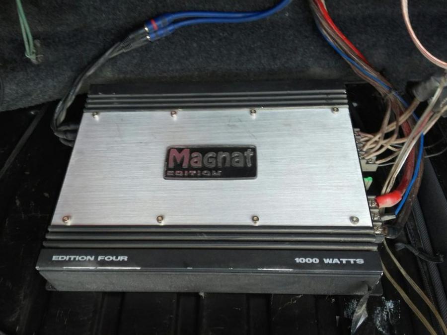 95940950_1_1000x700_amplificator-suboofer-auto-iasi_rev004.jpg