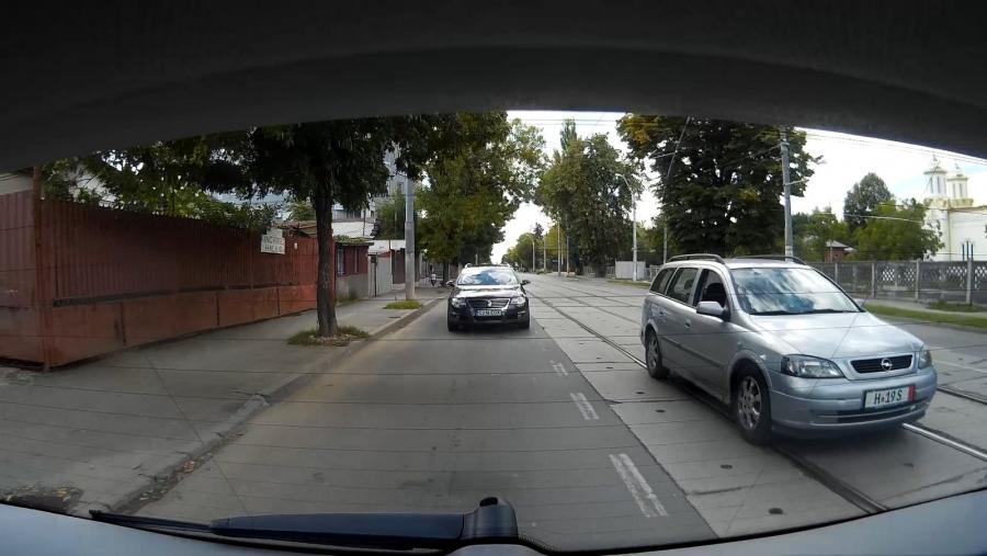 2016_0825_173544_010.MOV (0_01_24) 000137.jpg