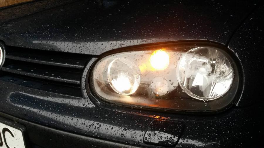 headlights 1.jpg