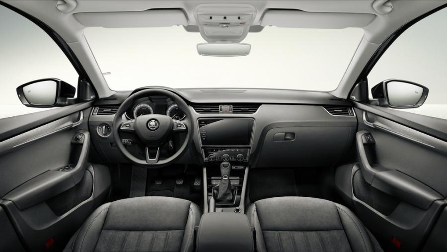 161104-SKODA-OCTAVIA-INTERIOR-02.jpg