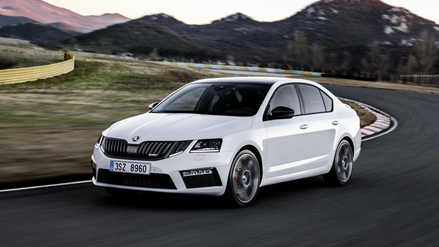 2017-Skoda-Octavia-RS-facelift-1.jpg