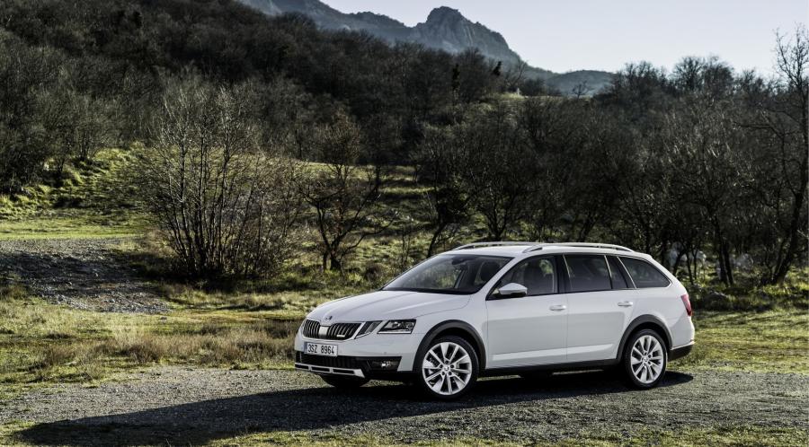 2017-skoda-octavia-scout-facelift.jpg