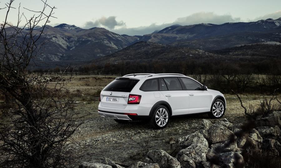 2017-skoda-octavia-scout-facelift (2).jpg