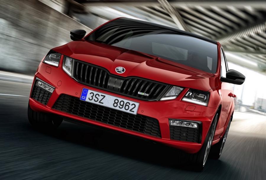 2017-Skoda-Octavia-RS-245-3.jpg