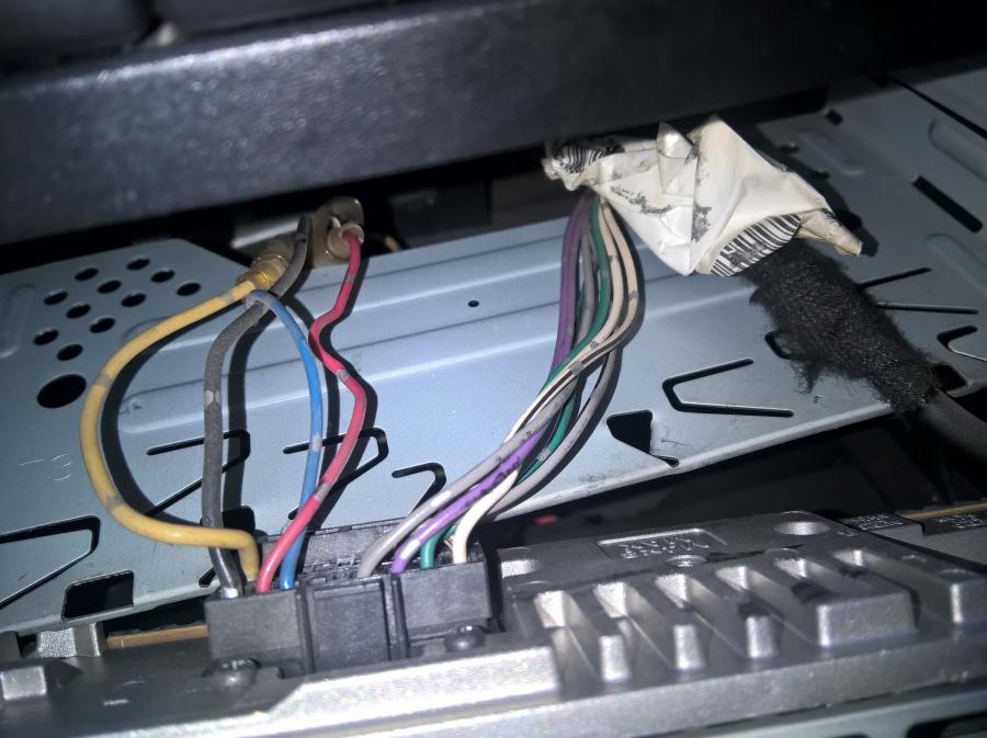 6 CD Player aaaa.jpg