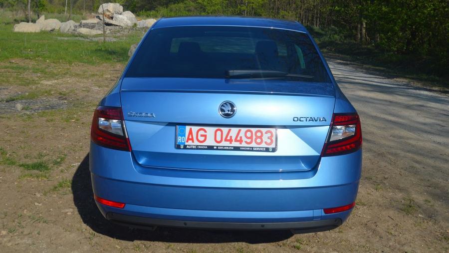 KwVxb2017-skoda-octavia.jpg