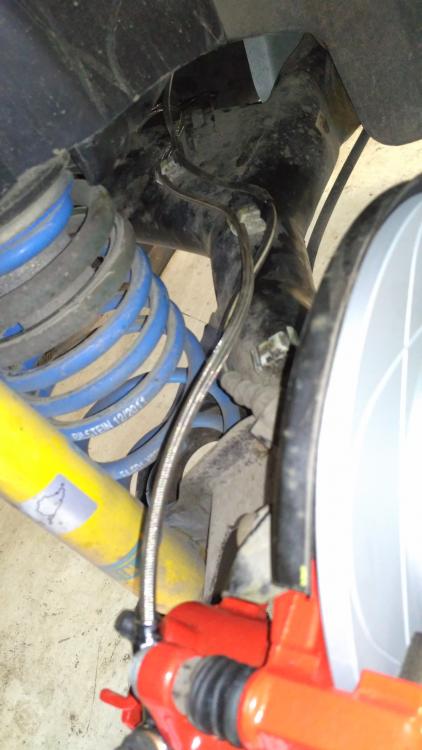 704 Noul traseu DREAPTA IMG_20170516_174628 - capat etrier.jpg