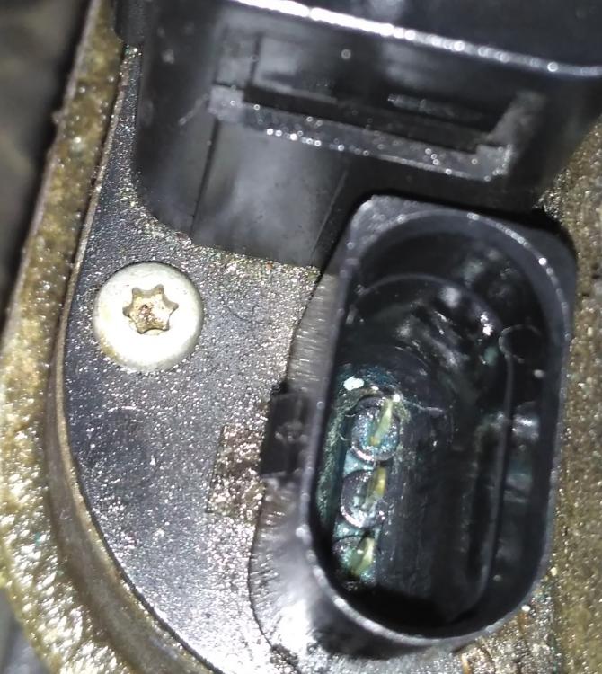 mufa pompa servo.jpg