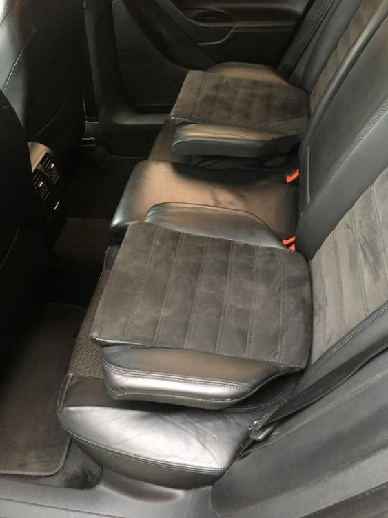 4 (Large) (Medium).JPG