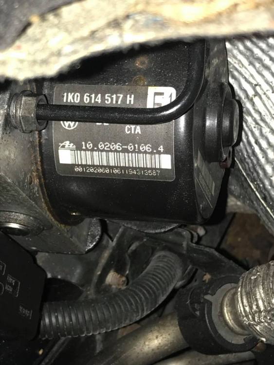 Pompa Veche-Noua.jpg