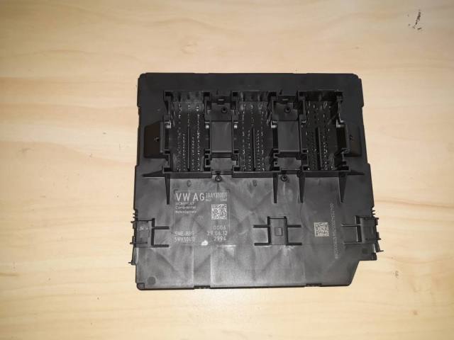 modul-confort-3aa937087f-vw-passat-variant-2-0tdi-bfe29f0929838c4fbb-0-0-0-0-0.jpg