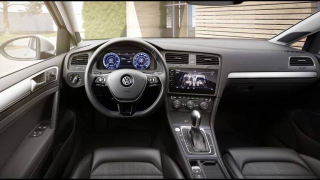 Volkswagen_e-Golf-2017-06.thumb.jpg.758bf60241fe7aa80341b853e20d32a5.jpg