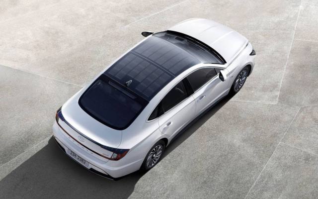hyundai-solar-roof-charging-system-02-1610.jpg