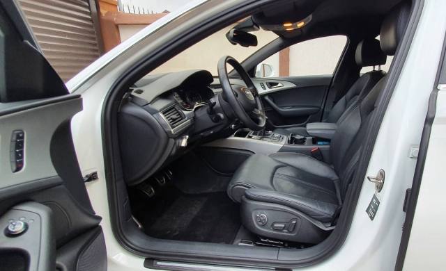 interior usa sofer crop.jpg