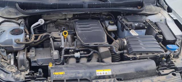 motor vw polo.jpeg