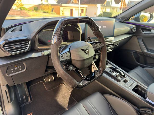 WhatsApp Image 2024-11-04 at 9.37.59 PM.jpeg