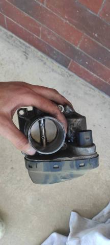 Poza clapeta acceleratie.jpeg