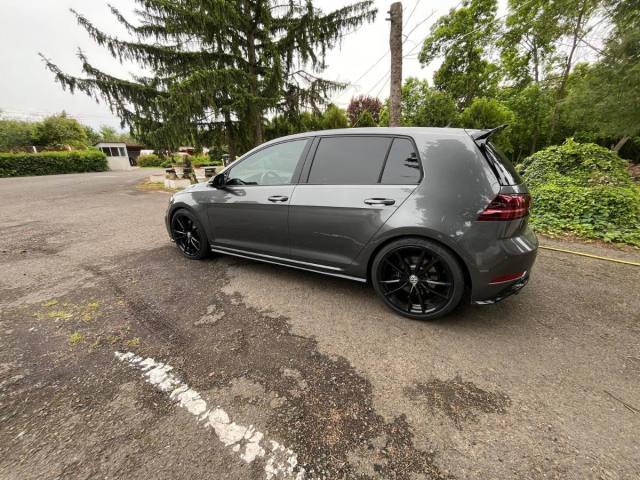 WhatsApp Image 2025-05-25 at 15.30.25 (15).jpeg